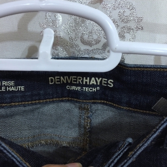 Denver Hayes Hanna High Rise Curve-Tech Cropped Jeans - Picture 6 of 6